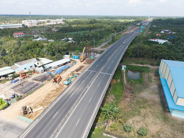 Tăng tốc thi công bằng công nghệ số tại cao tốc TP Hồ Chí Minh - Trung Lương - Mỹ Thuận ảnh 3