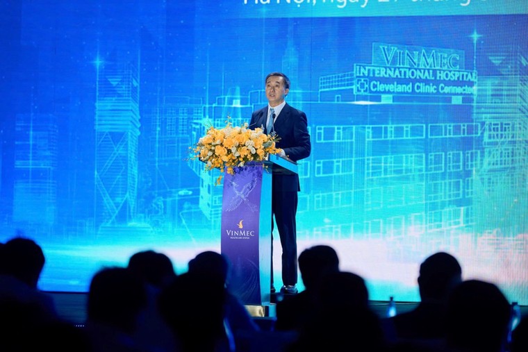 Khai trương hệ thống Trung tâm Phẫu thuật Robot Công nghệ cao đa kết nối đầu tiên tại Việt Nam ảnh 2