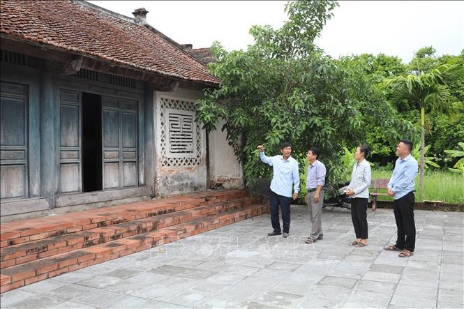 Bệ đá Long Hoa - Tinh hoa điêu khắc qua nửa thiên niên kỷ ảnh 3
