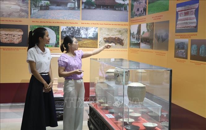 Bệ đá Long Hoa - Tinh hoa điêu khắc qua nửa thiên niên kỷ ảnh 2