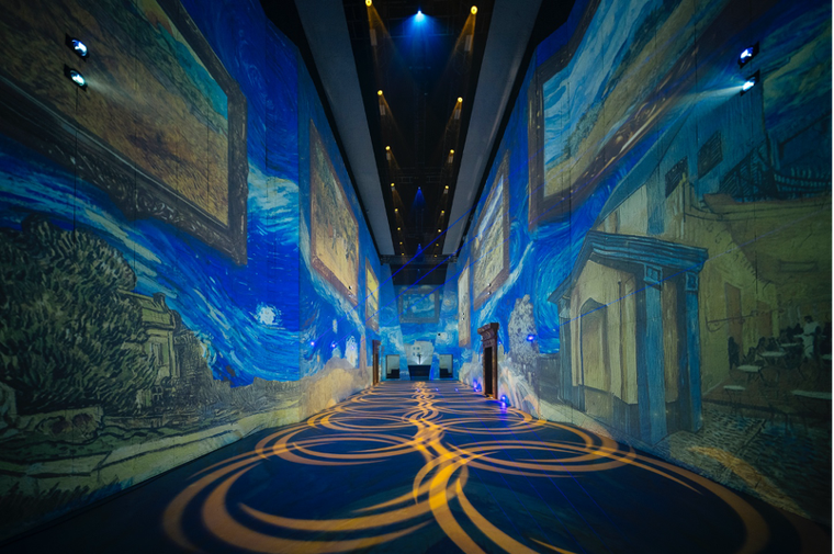 Bước vào thế giới hội họa Van Gogh giữa lòng Hà Nội ảnh 1