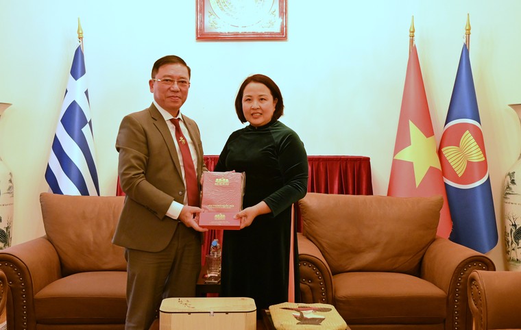 Ngoại giao nhân dân mở đường cho hợp tác văn hóa ảnh 2