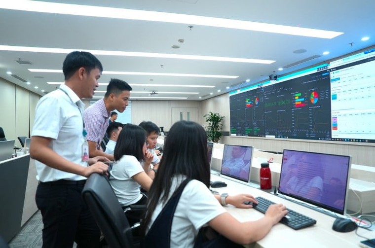 Hệ thống tính cước “Make in Vietnam" dùng cho 100 triệu thuê bao được vinh danh tại UAE ảnh 1