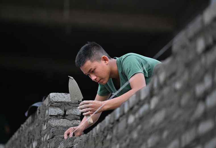 Những “người hùng” thầm lặng phía sau mái trường dân tộc nội trú vùng biên ảnh 7