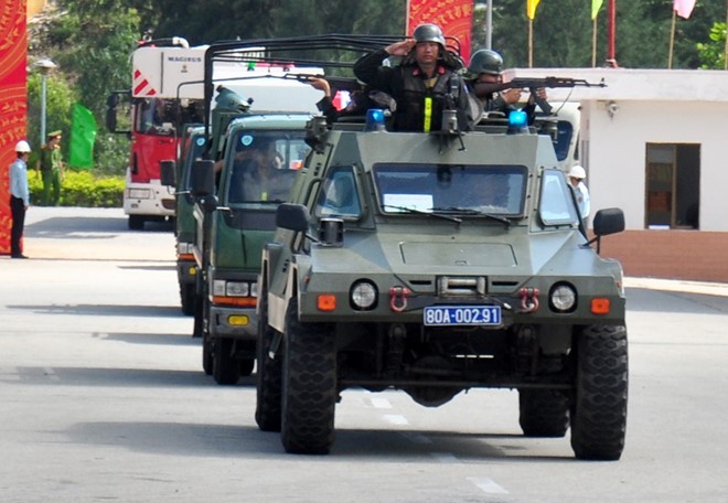 Diễn tập chống khủng bố ở nhà máy lọc dầu Dung Quất ảnh 1