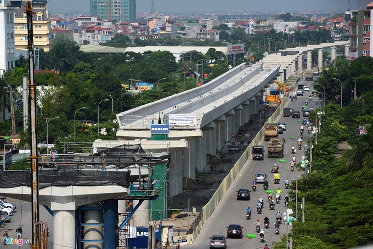 Toan canh tuyen metro 'rua thap ky' hinh anh 4