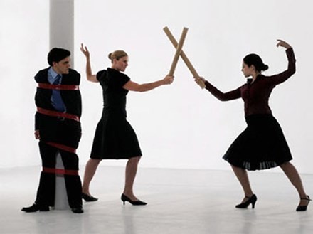 Ghen một cách có văn hóa: chồng nể, địch sợ ảnh 1