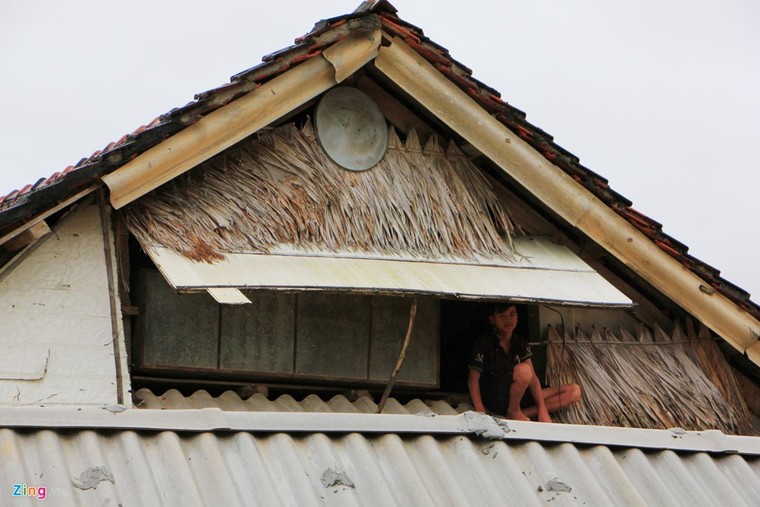 Cuoc song dao lon noi 'ron lu' Ha Tinh hinh anh 2