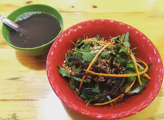 Những quán ăn trên 30 năm đắt khách ở Hà Nội ảnh 2