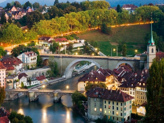 10 quốc gia giàu có và hạnh phúc nhất thế giới ảnh 4