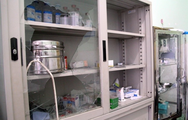 Hơn 100 học viên cai nghiện đốt trại, ném đá cảnh sát ảnh 4