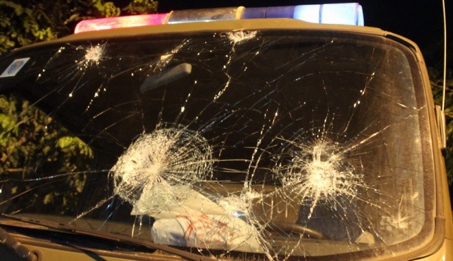 Hơn 100 học viên cai nghiện đốt trại, ném đá cảnh sát ảnh 8