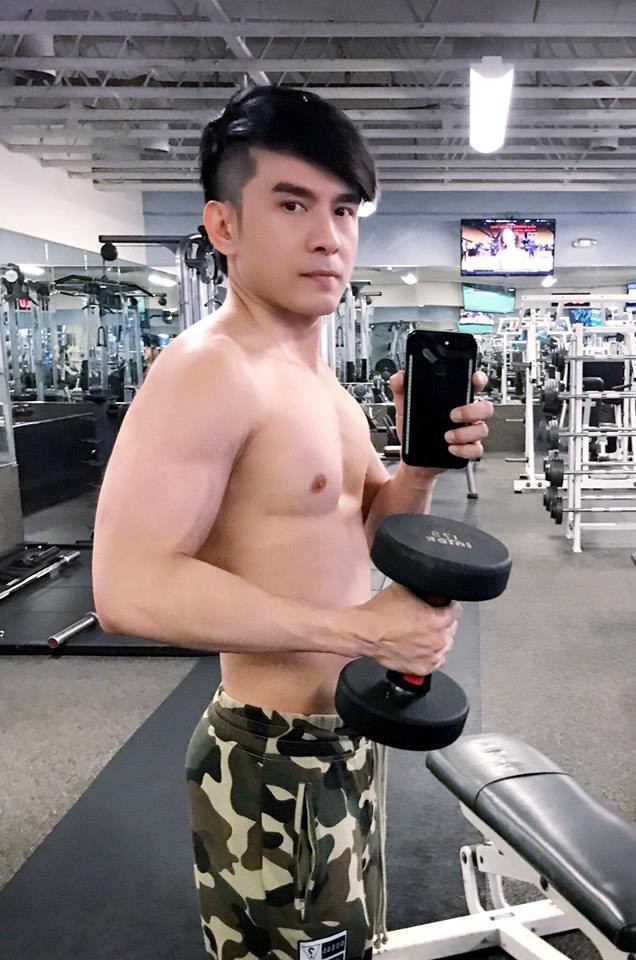 Đan Trường khiến fan phát sốt bởi thân hình sáu múi ở tuổi 42 ảnh 2