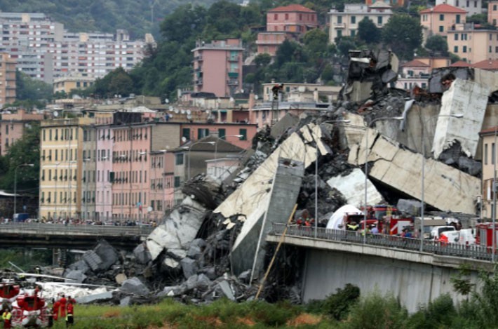 Italy: Sập cầu cao tốc, hơn 40 người thương vong ảnh 1