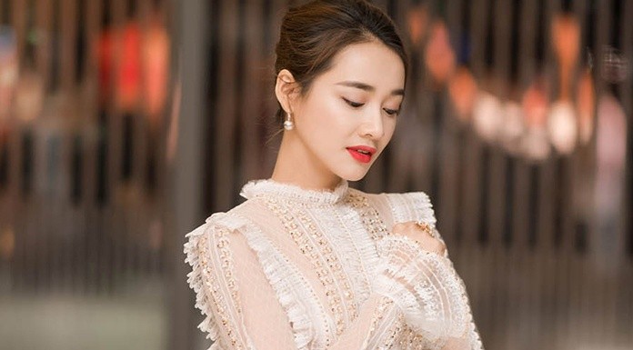 Chiếc váy cưới tuyệt đẹp của Nhã Phương được NTK hé lộ ảnh 1