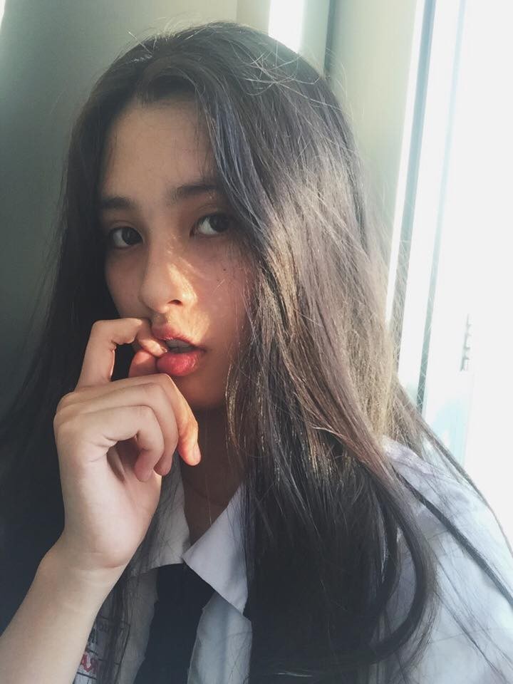 Cận cảnh nhan sắc đời thường của Hoa hậu Việt Nam 2018 ảnh 8