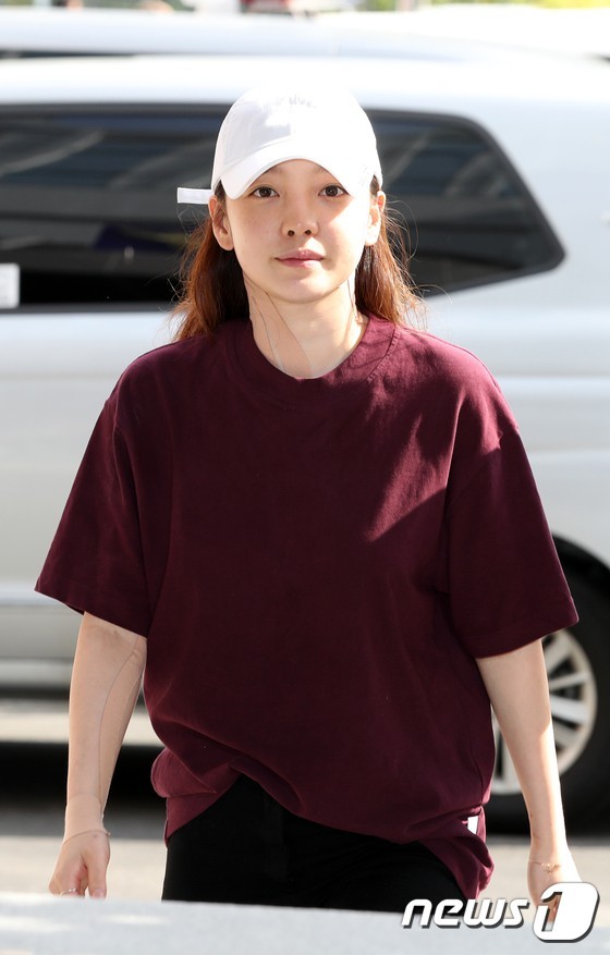 'Nữ thần' Goo Hara lộ mặt biến dạng, người đầy vết thương sau scandal bạo hành ảnh 1