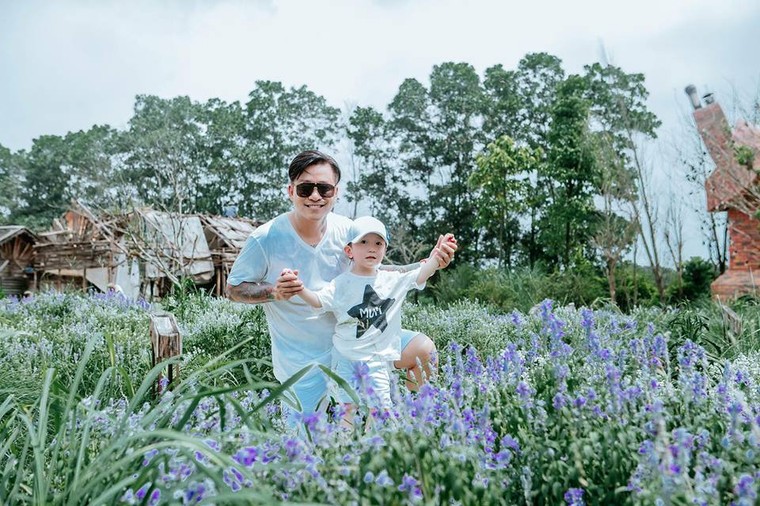 Tình cảm đặc biệt của Tuấn Hưng dành cho con trai ảnh 2
