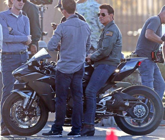 Vẻ điển trai tài tử của Tom Cruise ở tuổi 56 ảnh 6