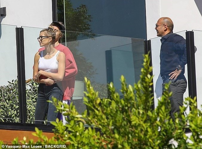 Justin Bieber cùng vợ đi xem nhà, chuẩn bị cho cuộc sống hôn nhân ảnh 7