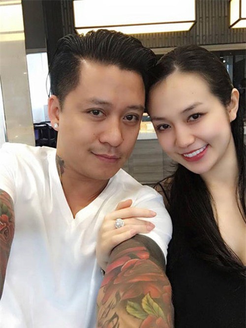 Vợ ca sĩ Tuấn Hưng lên tiếng trấn an chồng sau loạt sự cố đen đủi ảnh 4