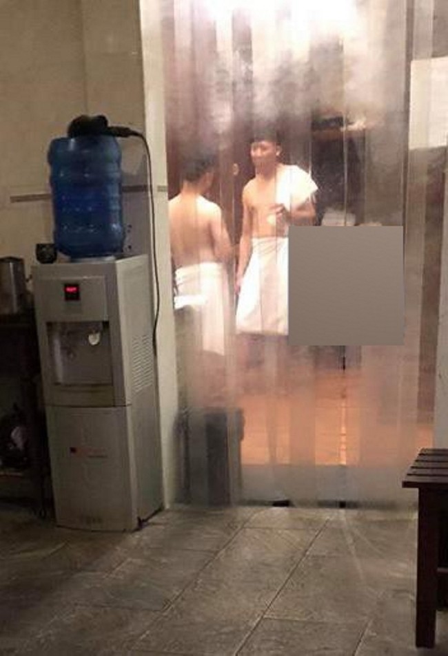 Giữa ồn ào lộ ảnh nhạy cảm của chồng, Hari Won đăng status tâm trạng ảnh 1