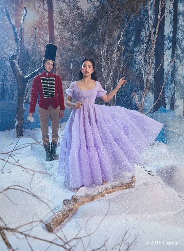 Hoa hậu Tiểu Vy hóa thân công chúa trong bộ ảnh của Disney ảnh 5