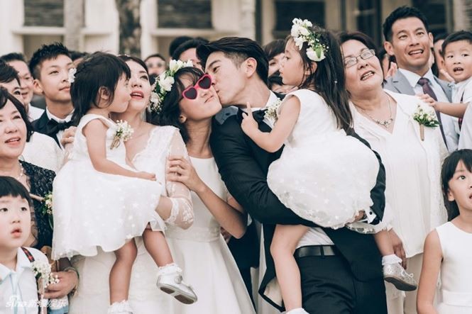 'Triệu Mẫn' Giả Tịnh Văn xinh đẹp, xúng xính váy cưới ở tuổi 44 ảnh 4