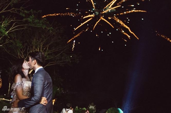 'Triệu Mẫn' Giả Tịnh Văn xinh đẹp, xúng xính váy cưới ở tuổi 44 ảnh 6