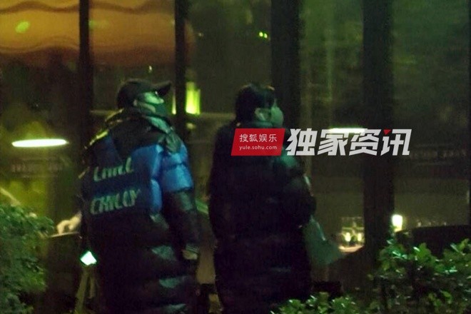 Phạm Băng Băng xuống sắc, chỉ xuất hiện vào ban đêm sau scandal trốn thuế ảnh 3