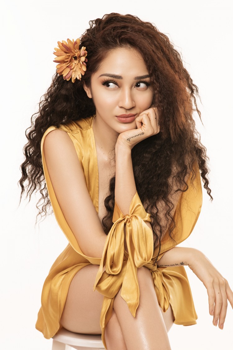 Bảo Anh công khai tin nhắn trên FB, phản bác tin đồn là kẻ thứ 3 ảnh 1