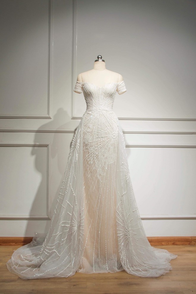 Công bố mẫu váy tuyệt đẹp Tiểu Vy sẽ mặc trong đêm chung kết Miss World ảnh 3