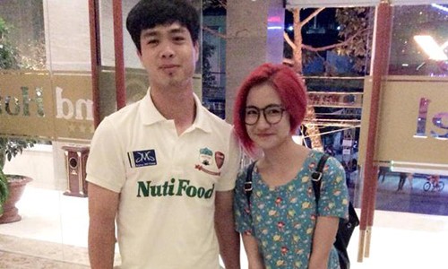 Sau trận Việt Nam - Malaysia, Hòa Minzy bị réo tên liên tục ảnh 1