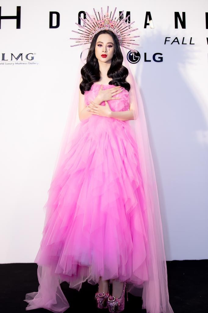 Đặng Thu Thảo xinh đẹp xứng danh 'thần tiên tỉ tỉ', Hương Giang Idol hóa búp bê barbie ảnh 8