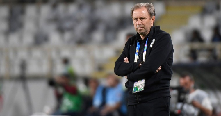 HLV Rajevac bị sa thải sau trận thua sốc trước Ấn Độ ảnh 1