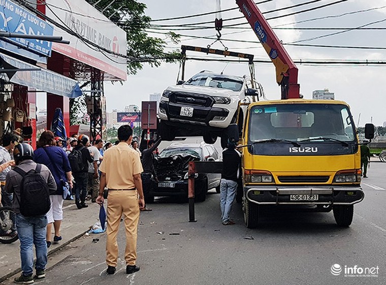 Đà Nẵng: Du khách nước ngoài kinh hãi với cú lùi 'xe điên' như phim Hollywood! ảnh 9