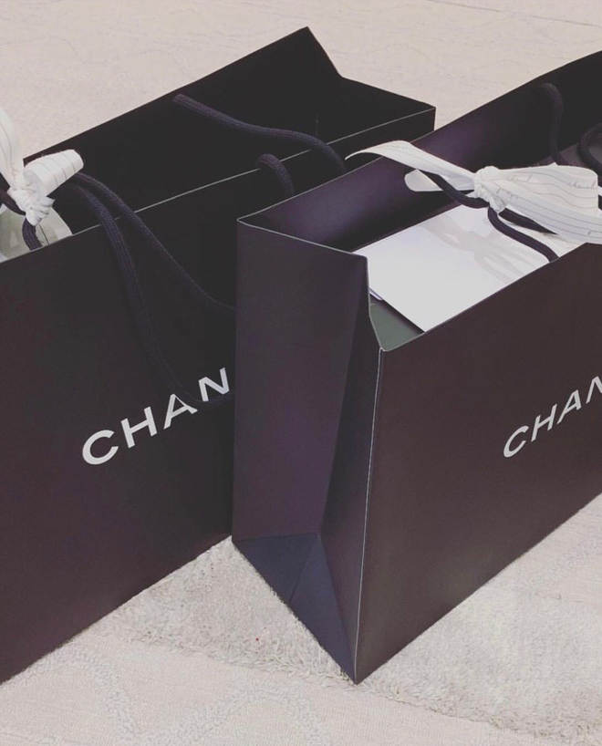 Hari Won chi mạnh mua đồng hồ tặng chồng ảnh 3