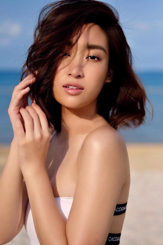 Đỗ Mỹ Linh diện bikini, khoe hình thể bốc lửa ảnh 4