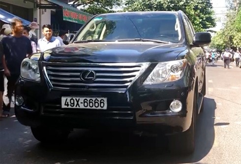 Khởi tố, bắt tạm giam tài xế Lexus đâm vào đám tang ở Quy Nhơn ảnh 1