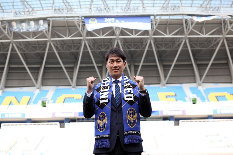 Huyền thoại bóng đá Hàn Quốc Yoo Sang-chul trở thành tân HLV Incheon United ảnh 2