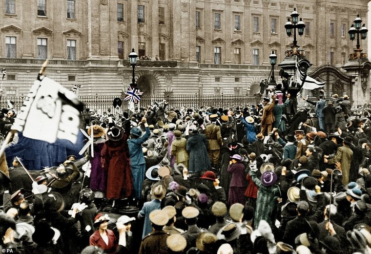 Những tấm ảnh màu chưa từng được công bố về hậu Thế Chiến thứ nhất ảnh 7