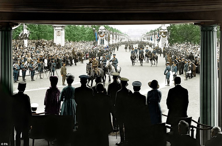 Những tấm ảnh màu chưa từng được công bố về hậu Thế Chiến thứ nhất ảnh 8