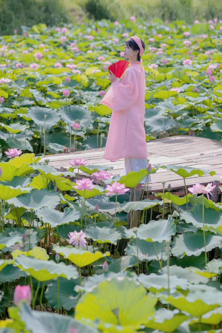 Sự hồi sinh của Việt phục: Ngũ thân bốn mùa ảnh 6