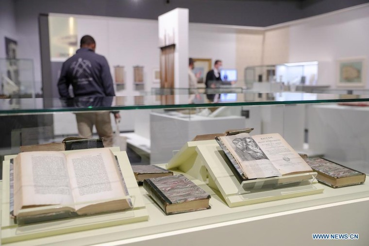 Bỉ: Triển lãm "Từ Waterloo đến Saint-Hélène, sự ra đời của một huyền thoại" về Hoàng đế Napoléon ảnh 1