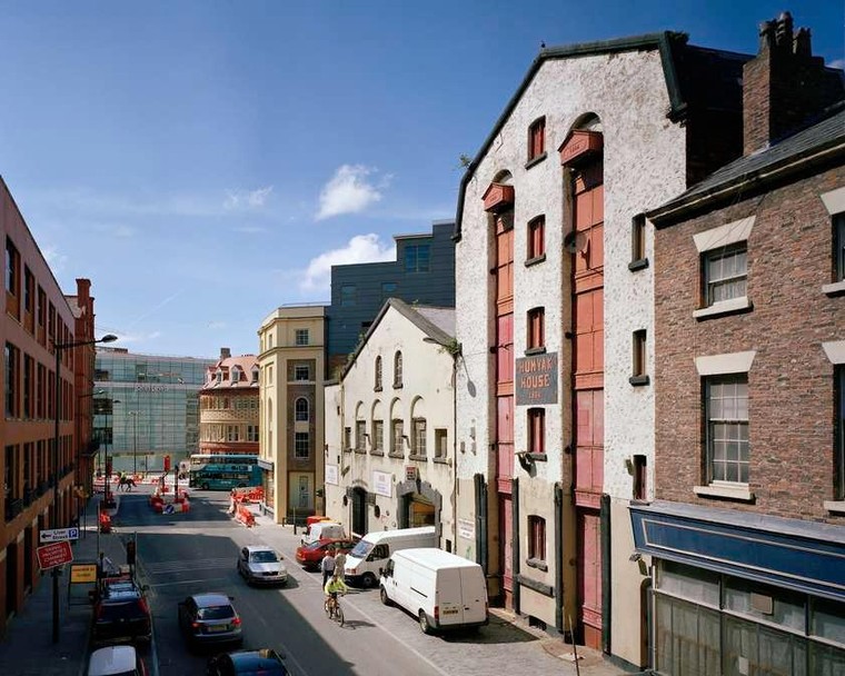 Thành phố cảng Liverpool trở thành cái tên thứ 3 bị gạch ra khỏi Danh sách Di sản Thế giới UNESCO ảnh 5