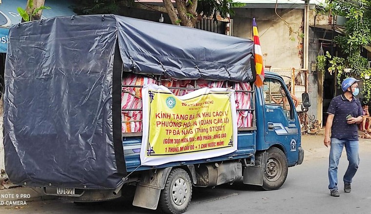 Đà Nẵng: Chùa Bảo Quang chia sẻ cùng bà con trong đại dịch COVID-19 ảnh 3