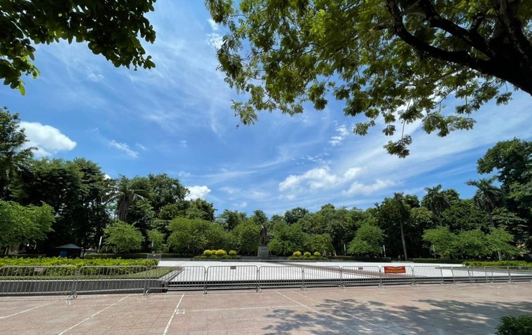 Thủ đô đón một mùa tựu trường vắng lặng ảnh 9