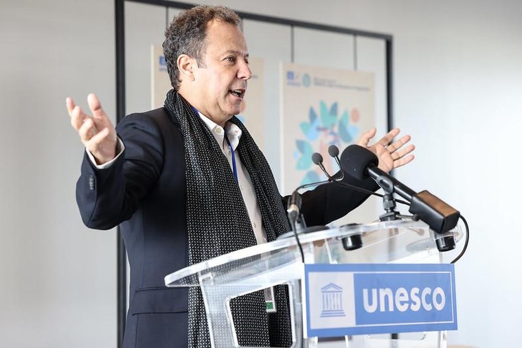 Trưng bày tác phẩm nghệ thuật của Vik Muniz cho lễ kỷ niệm 50 năm chương trình MAB ảnh 2