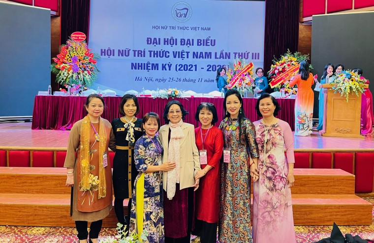 Đại hội đại biểu Hội Nữ trí thức Việt Nam lần thứ III ảnh 3
