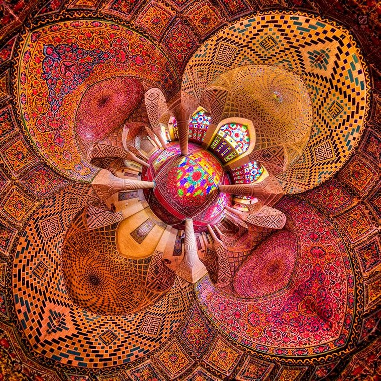 Chiêm ngưỡng 7 kỳ quan kính màu thế giới ảnh 8